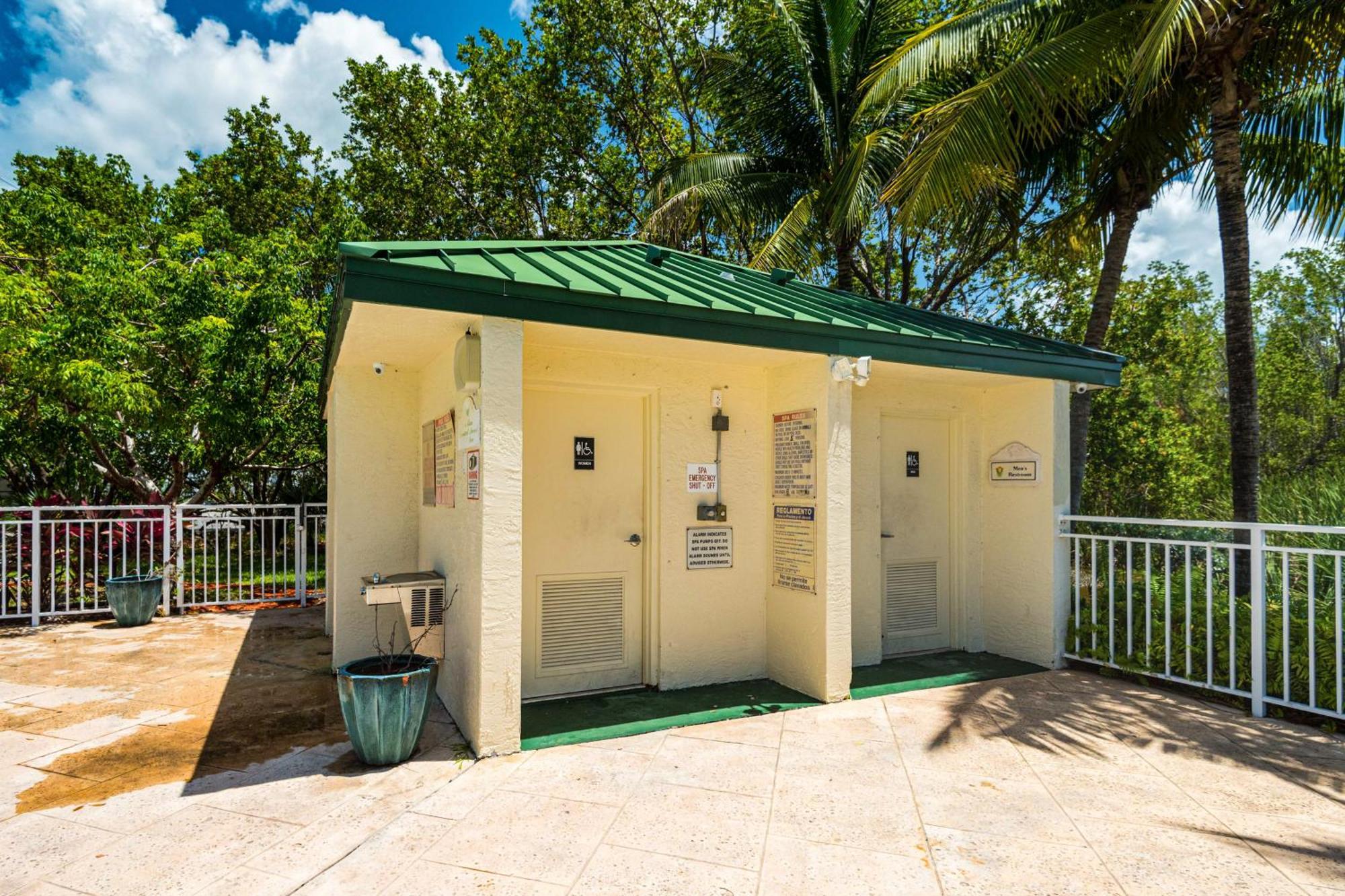 Sunrise Suites Big Kahuna Suite #202 Key West Værelse billede